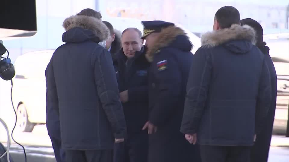 Putin voou em versão modernizada de bombardeiro russo