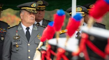 General determinou uma apuração em todos os Comandos de Área sobre a "Carta ao comandante do Exército de oficiais superior da ativa do Exército Brasileiro"