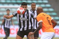 Botafogo leva gol no fim e empata com o Nova Iguaçu pelo Campeonato Carioca