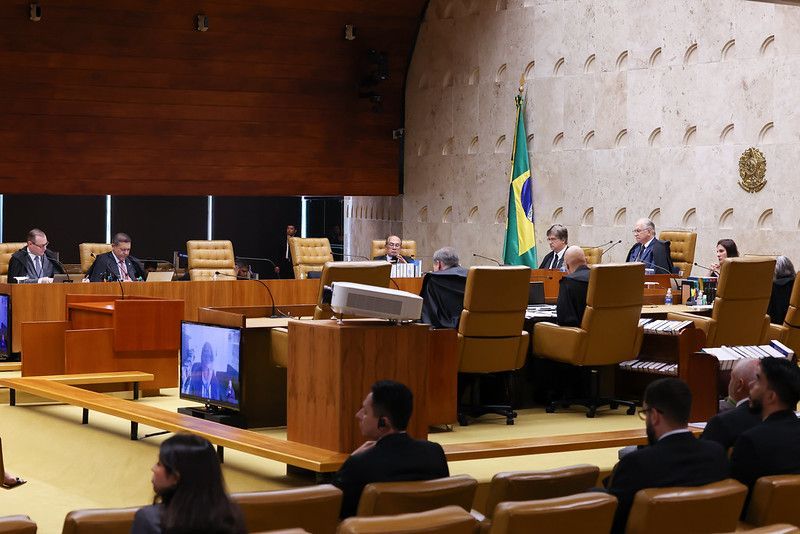 Plenário do STF durante sessão