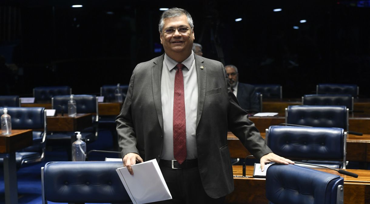 O senador Flávio Dino (PSB-MA), futuro ministro do STF, participou de sessão plenária nesta quarta-feira (7)