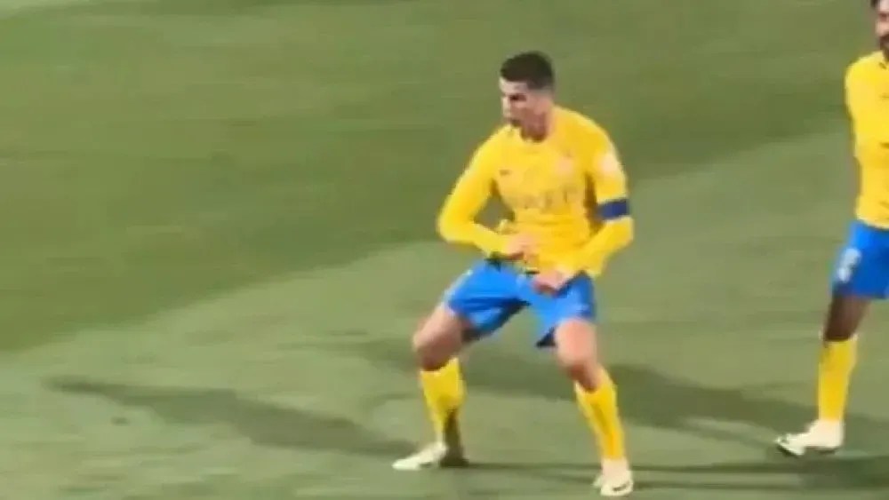 De acordo com investigação, Cristiano Ronaldo teria respondido a torcida adversária com gesto obsceno