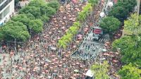 Segundo dia de Carnaval leva 700 mil pessoas às ruas do Rio de Janeiro