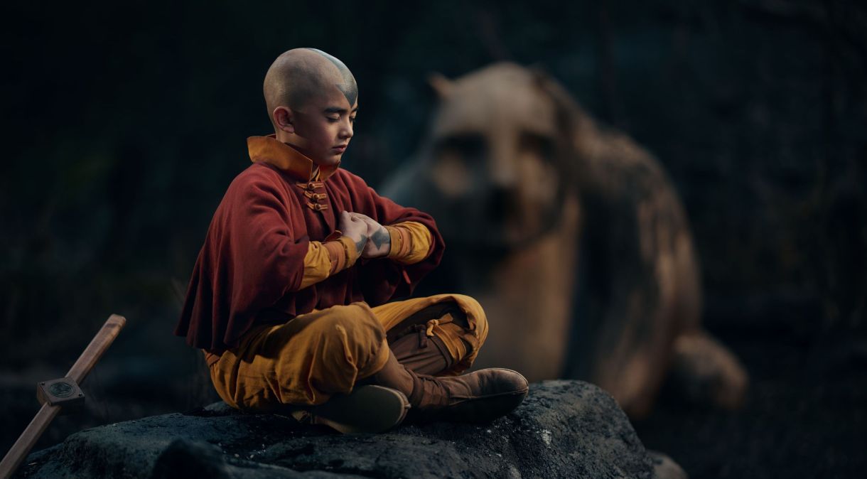 Ator Gordon Cormier, que interpreta Aang, na 1ª temporada da série live action "Avatar: O Último Mestre do Ar", da Netflix