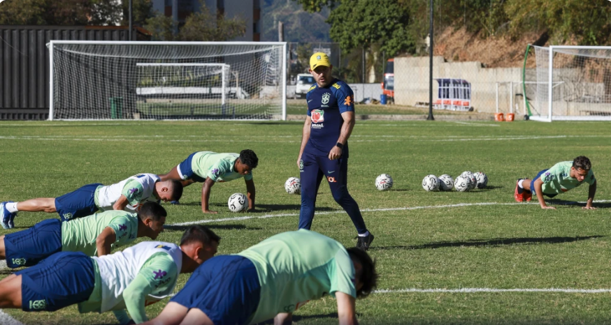 Ramon Menezes comanda treino da Seleção Brasileira Sub-23 na Venezuela