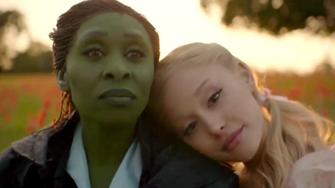 Ariana Grande e Cynthia Erivo em ‘Wicked’.