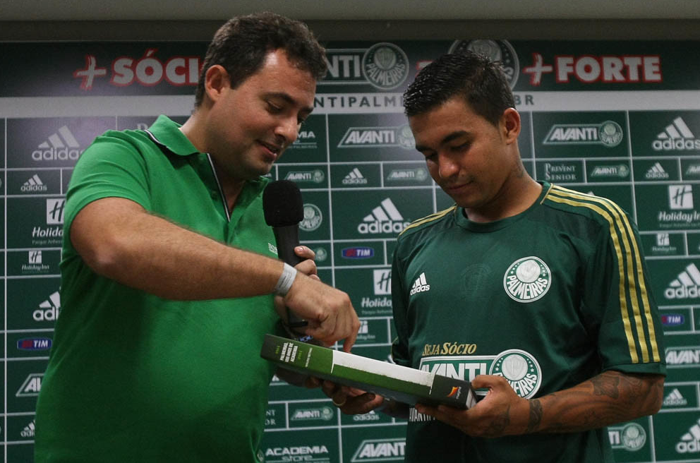 Alexandre Mattos e Dudu em apresentação em 2015