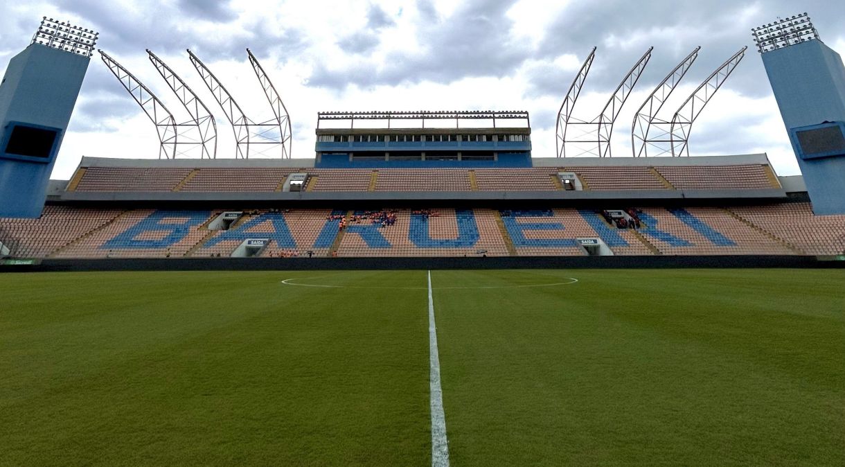 Arena Barueri é usada pelo Palmeiras.