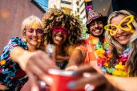 Alimentação no Carnaval: o que comer e o que evitar durante a folia