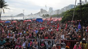 Folia continuou pela capital fluminense neste domingo (18)