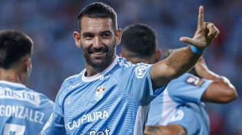 Uruguaio Martín Cauteruccio, do Sporting Cristal (PER), já balançou a rede 17 vezes no ano