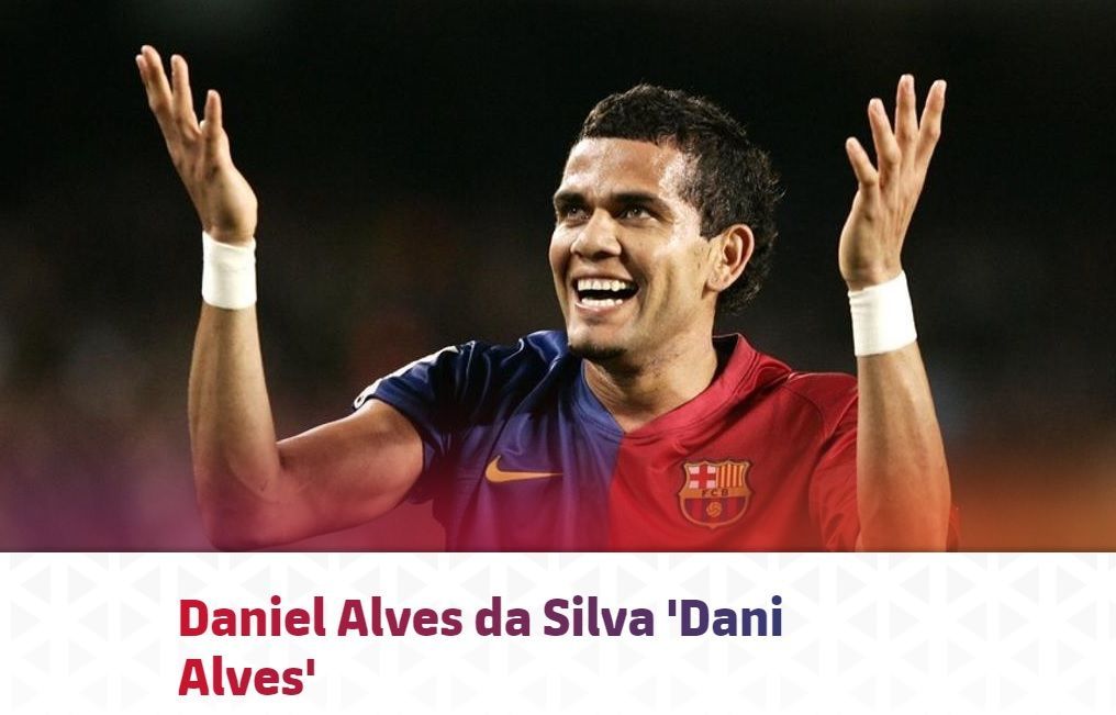 Daniel Alves está na lista de jogadores históricos do Barcelona