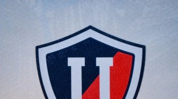 Campeã da Libertadores em 2008, a LDU, do Equador, anunciou a mudança de escudo para a temporada 2024