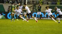 Com dois a menos, Corinthians arranca empate com o Palmeiras na Arena Barueri