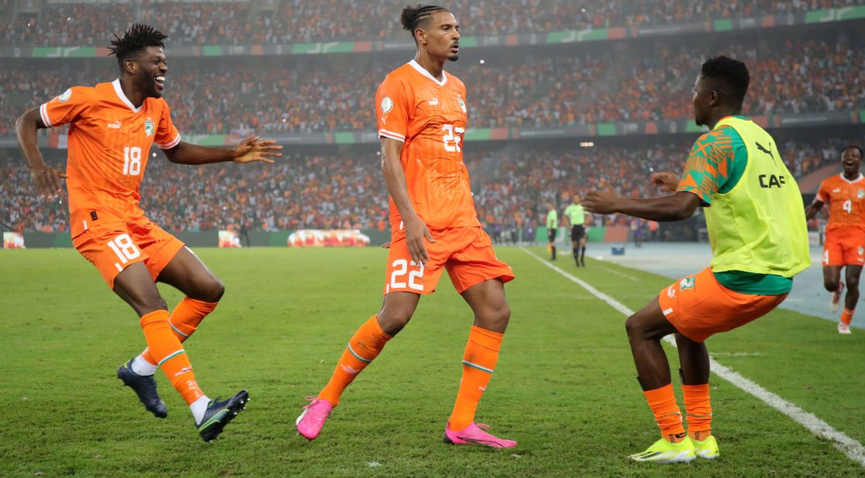 Haller comemora o gol que levou a Costa do Marfim à final da Copa Africana de Nações