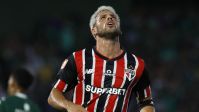 São Paulo perde Calleri para clássico contra o Palmeiras