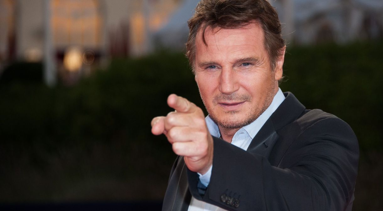 Liam Neeson estrelará reboot de "Corra que a Polícia Vem Aí!"