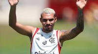 Flamengo e Corinthians chegam a acordo por Matheuzinho; veja valores