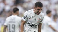 "Nunca recebeu um salário no Corinthians", revela Augusto Melo sobre meia