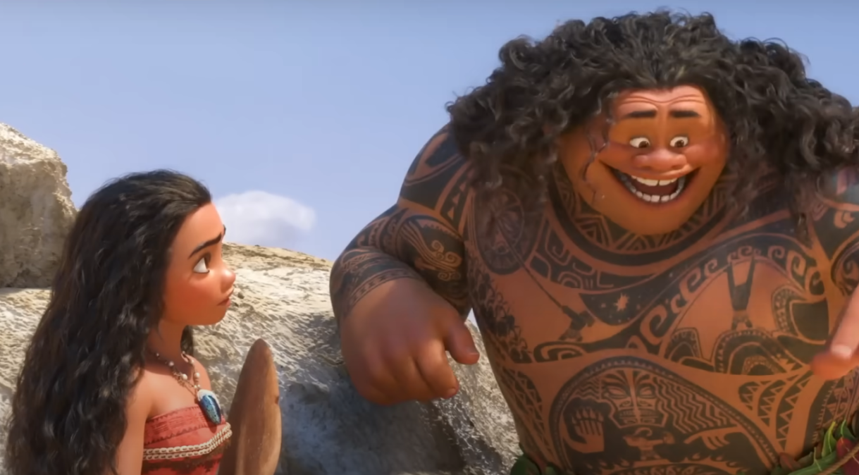 Moana e Maui no primeiro filme, de 2017