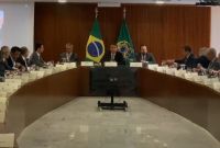 Veja o que foi falado em reunião que pode incriminar ministros de Bolsonaro