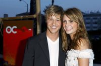 "The O.C": Mischa Barton revela que viveu romance secreto com Ben McKenzie