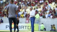 Tite pede paciência com o meio-campo do Flamengo: "Precisa de tempo"