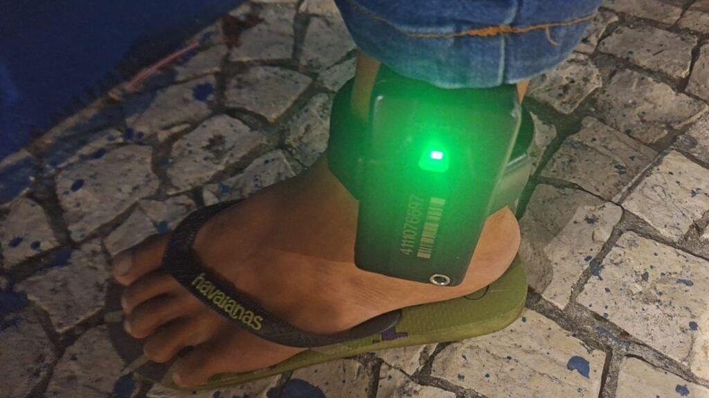 Agressores d emulheres podem ser monitorados com tornozeleira eletrônica