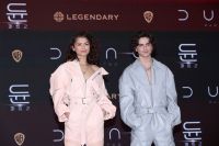 Zendaya e Chalamet usam looks iguais em nova première de "Duna: Parte 2"