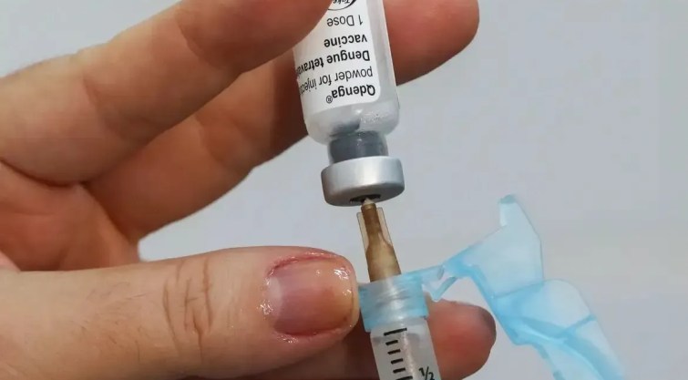 Cidade de São Paulo não tem doses para ampliar vacinação contra dengue