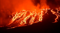 Vulcão La Cumbre entra em erupção nas ilhas Galápagos, no Equador