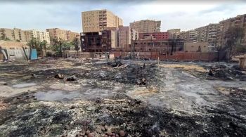 Fogo destruiu complexo no Cairo, considerado um dos mais importantes do mundo árabe