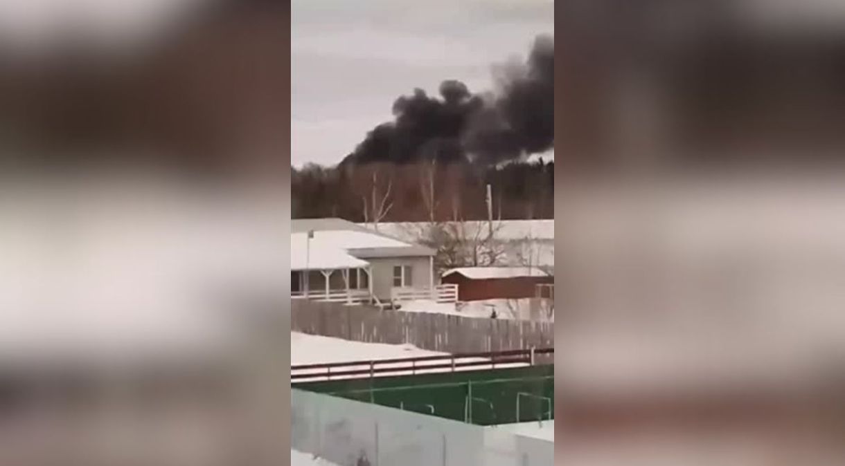 Avião de carga militar russo cai com 15 pessoas a bordo