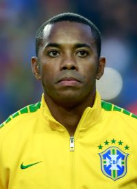 STJ decide pelo cumprimento imediato da pena de Robinho no Brasil