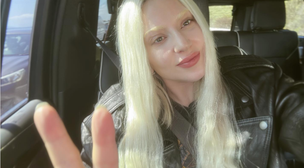 Lady Gaga publica foto com mensagem de agradecimento na legenda sobre seu aniversário