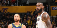 Warriors vencem Lakers em duelo entre Curry e LeBron e jogada de 4 pontos