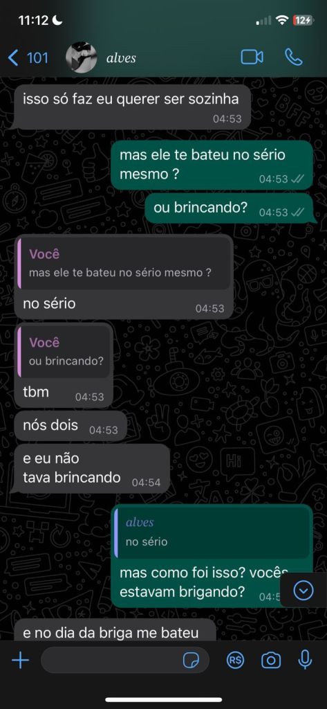 Troca de mensagens entre Kaylane e uma amiga uma semana antes do crime