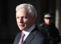 Líderes mundiais reagem à libertação de Julian Assange