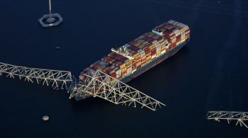Bloqueio de porto afeta economia e milhares de empregos em Baltimore