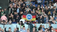 Torcedores do Brighton são esfaqueados e assaltados antes de jogo na Itália