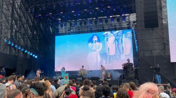 Cantora pediu justiça durante sua apresentação no palco Alternativo no festival 