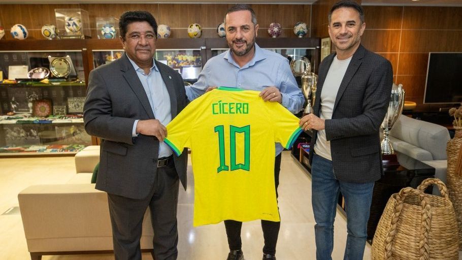 Cícero Souza, novo gerente da CBF, com Ednaldo Rodrigues e Rodrigo Caetano