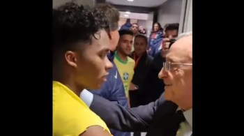 Florentino Pérez conversou com jogadores do Real Madrid e ‘futuro astro’ após duelo com a Espanha no estádio Santiago Bernabéu