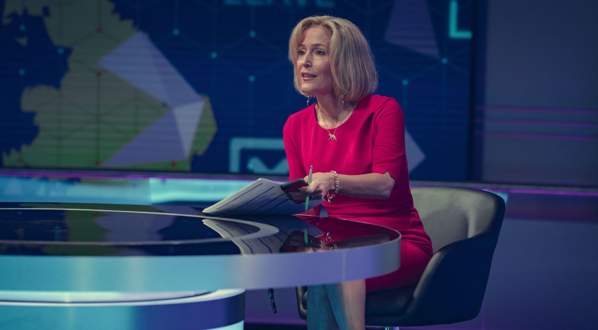 Gillian Anderson vive a jornalista Emily Maitlis em "A Grande Entrevista"