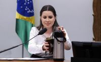 Governistas celebram freio em 1ª semana da CCJ da Câmara, mas alerta segue ligado