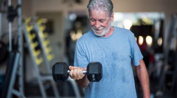 Um estudo dos EUA avaliou dados sobre a prática de exercícios de mais de 115 mil idosos