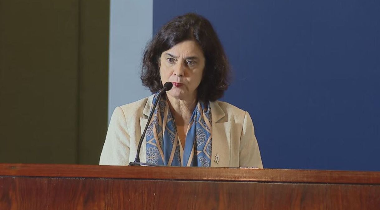 A ministra da Saúde, Nísia Trindade, divulgou a criação de um memorial da Covid-19 durante evento nesta segunda-feira (11)