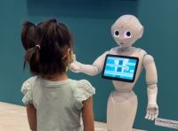 Robôs professores? "NAO" e "Pepper" são apresentados na SXSW EDU