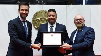 Ronaldo Fenômeno recebeu honraria nesta quarta-feira (27) pela Assembleia Legislativa de Minas Gerais (ALMG)