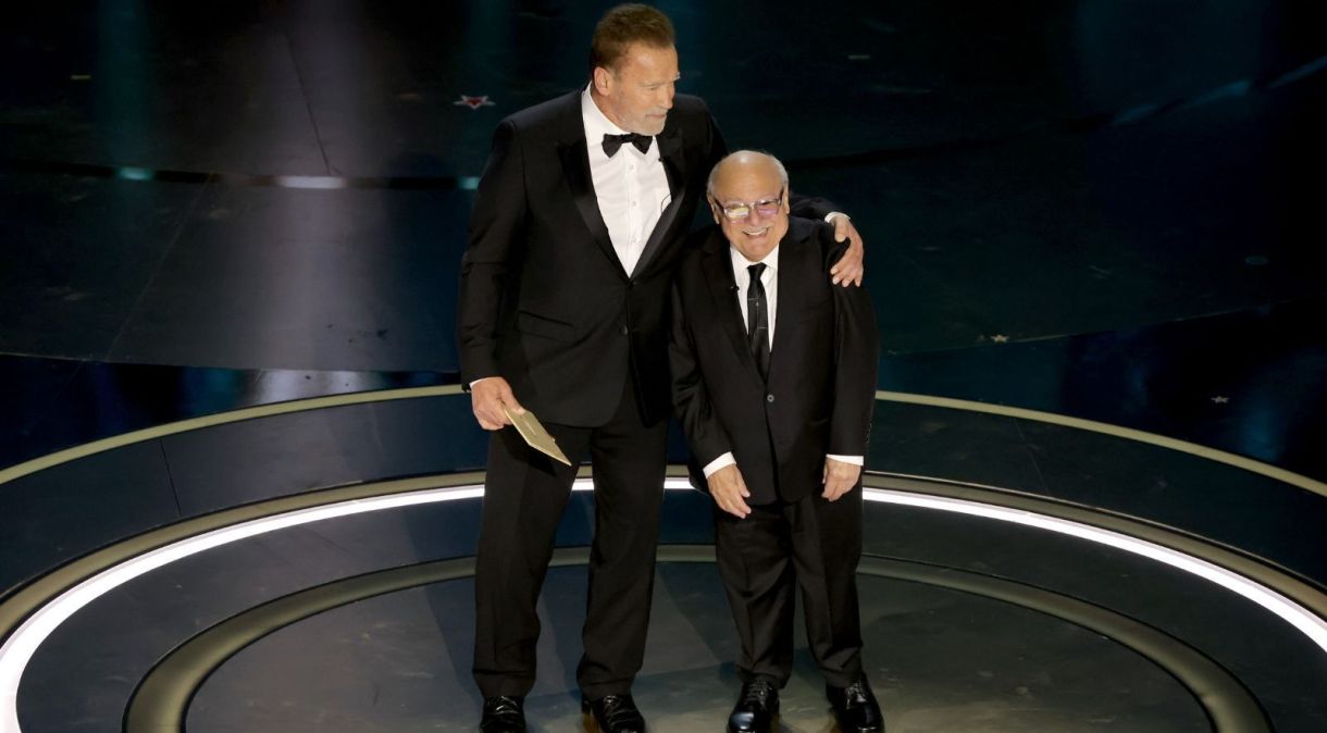 Arnold schwarzenegger e Danny DeVito se unem no Oscar 2024